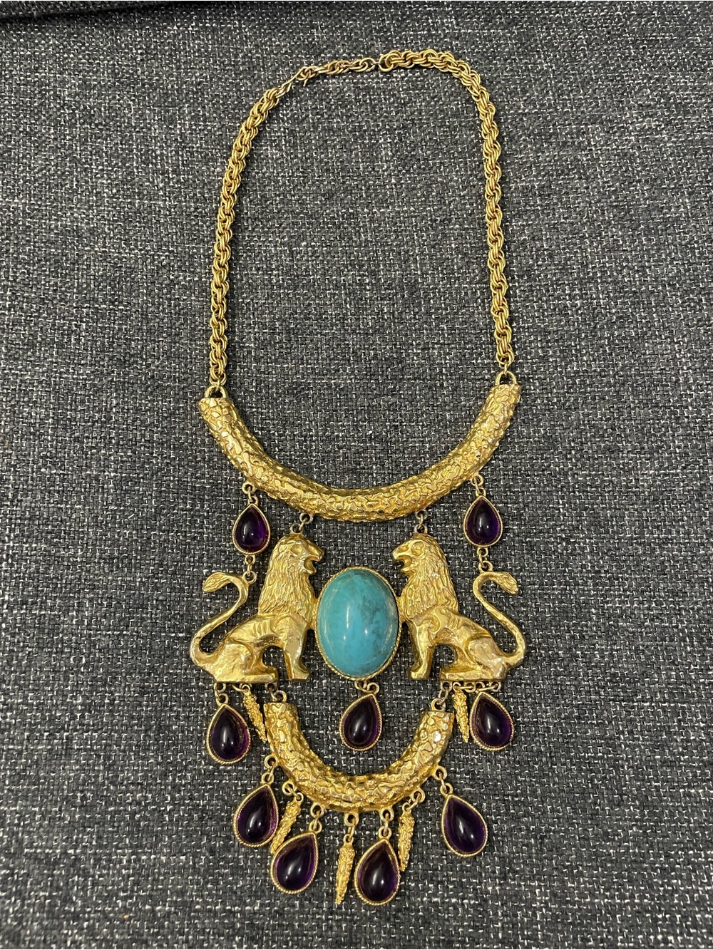 NWOT "Twin Lions" Breastplate Bib Necklace by Donald Stannard